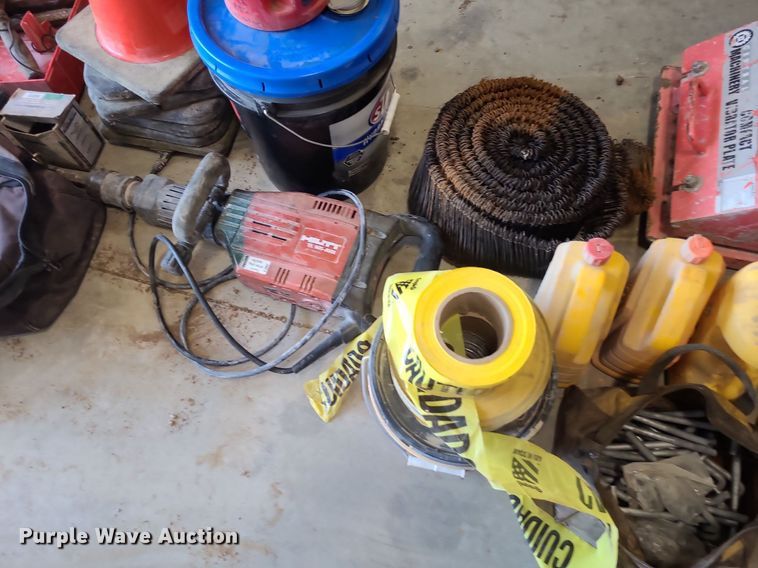 image for item NX9629 Concrete equipment