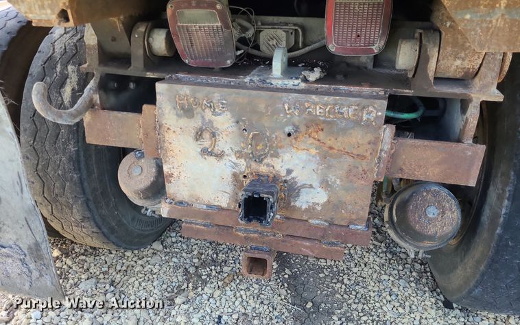 image for item NX9634 1991 Chevrolet Kodiak  dump truck