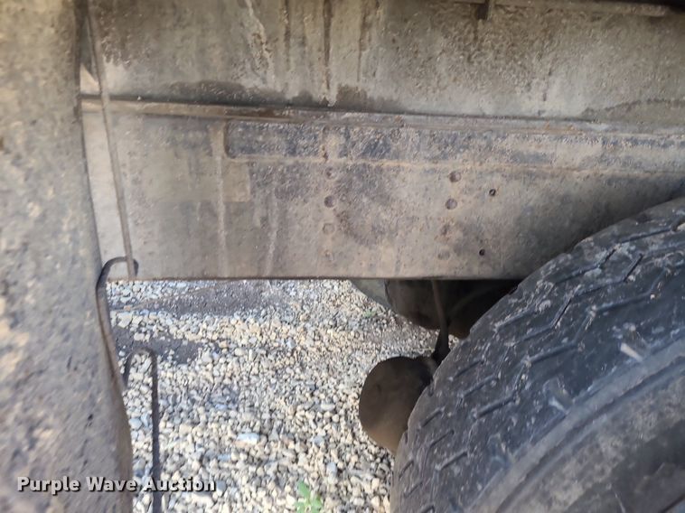 image for item NX9634 1991 Chevrolet Kodiak  dump truck