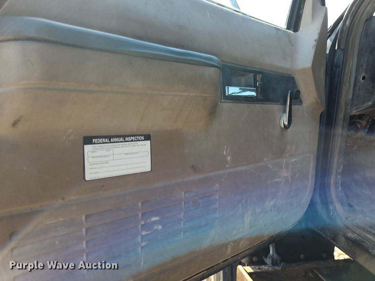 image for item NX9634 1991 Chevrolet Kodiak  dump truck