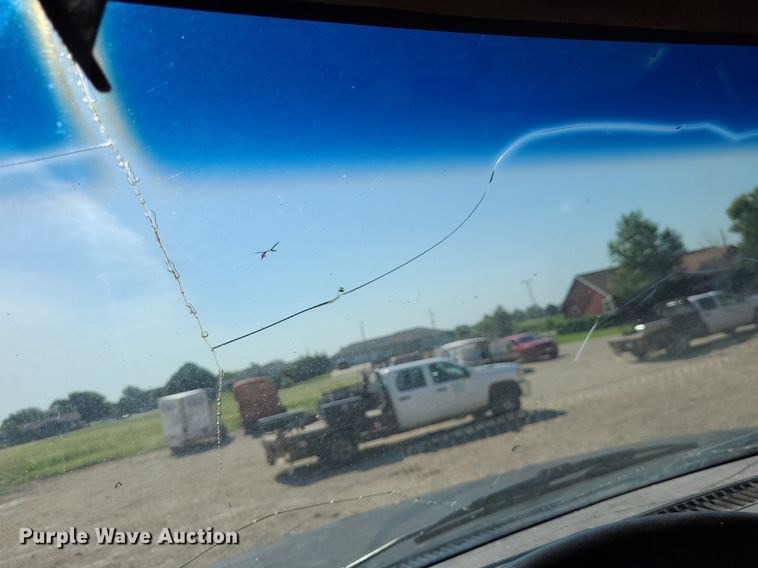 image for item NX9634 1991 Chevrolet Kodiak  dump truck