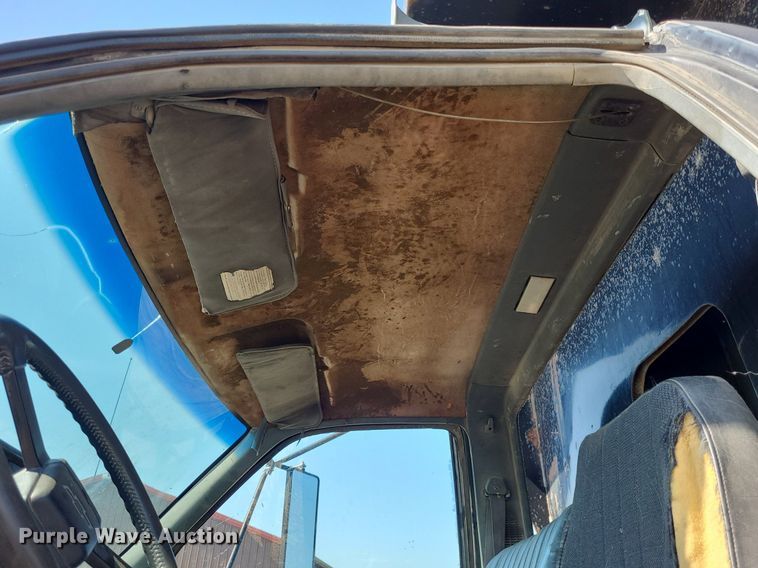 image for item NX9634 1991 Chevrolet Kodiak  dump truck