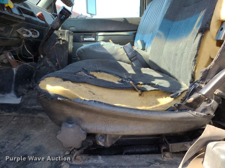 image for item NX9634 1991 Chevrolet Kodiak  dump truck