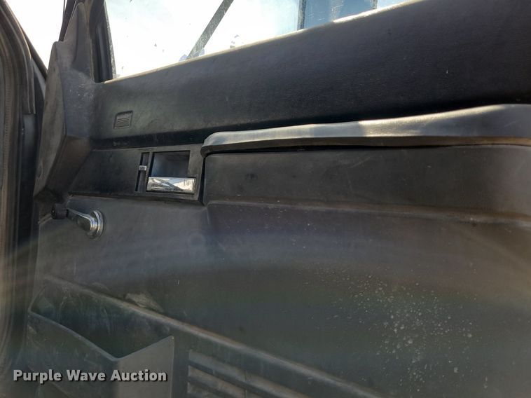 image for item NX9634 1991 Chevrolet Kodiak  dump truck