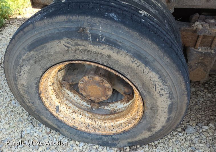 image for item NX9634 1991 Chevrolet Kodiak  dump truck