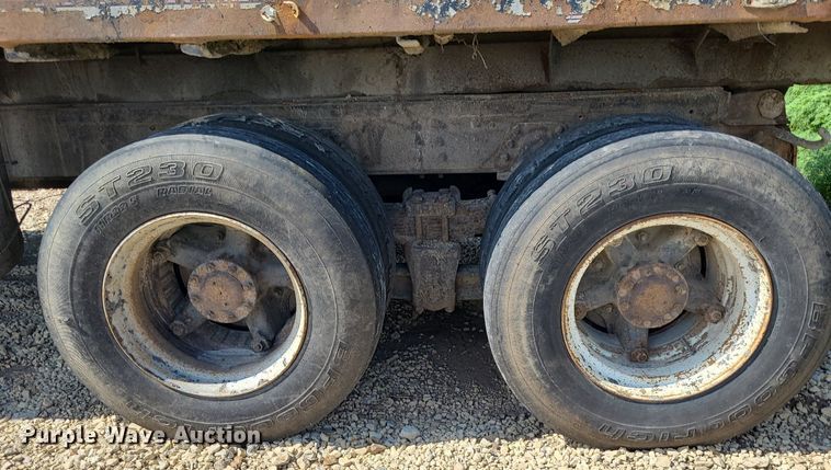 image for item NX9634 1991 Chevrolet Kodiak  dump truck