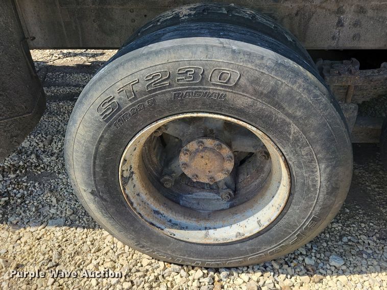 image for item NX9634 1991 Chevrolet Kodiak  dump truck