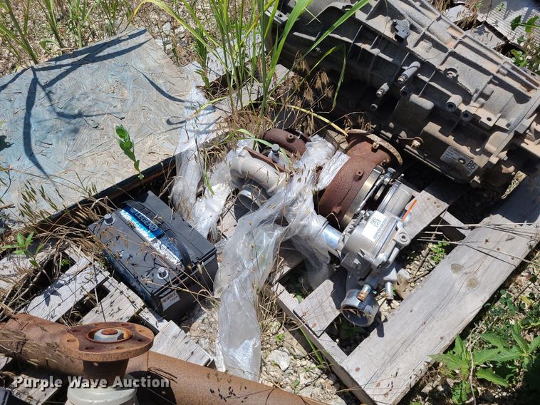 image for item NX9635 2008 Ford F250 Super Duty  Crew Cab pickup truck