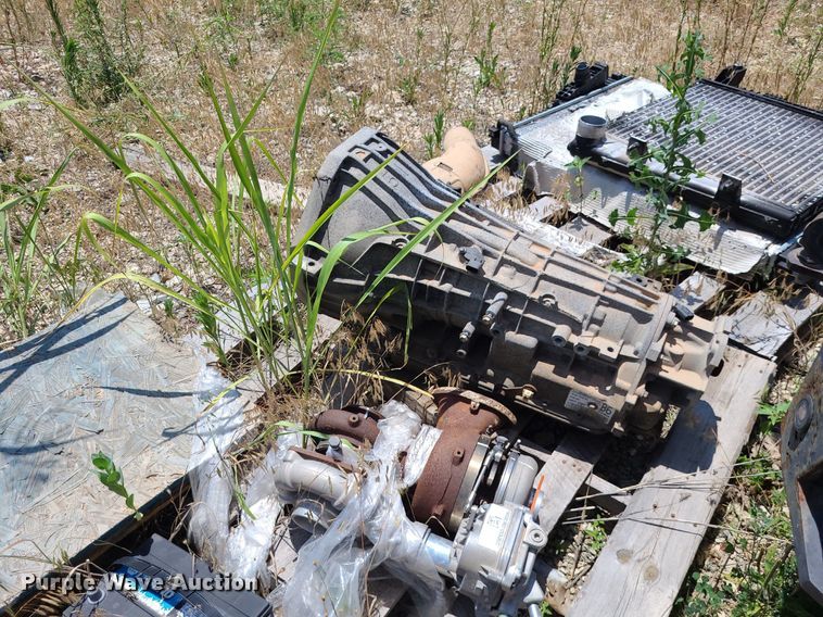 image for item NX9635 2008 Ford F250 Super Duty  Crew Cab pickup truck