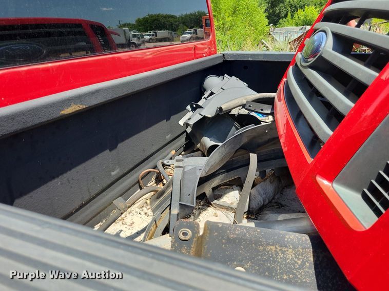 image for item NX9635 2008 Ford F250 Super Duty  Crew Cab pickup truck