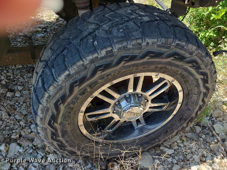 image for item NX9635 2008 Ford F250 Super Duty  Crew Cab pickup truck