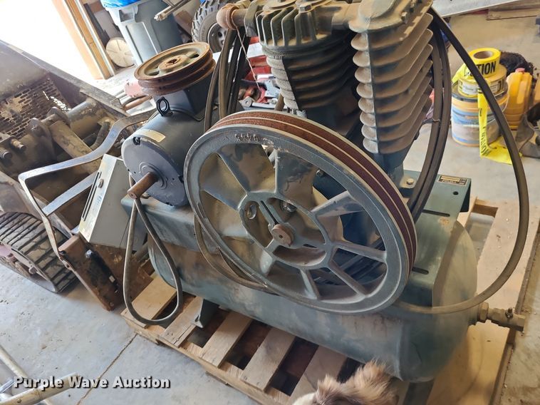 image for item NX9636 Saylor-Beall 705  air compressor