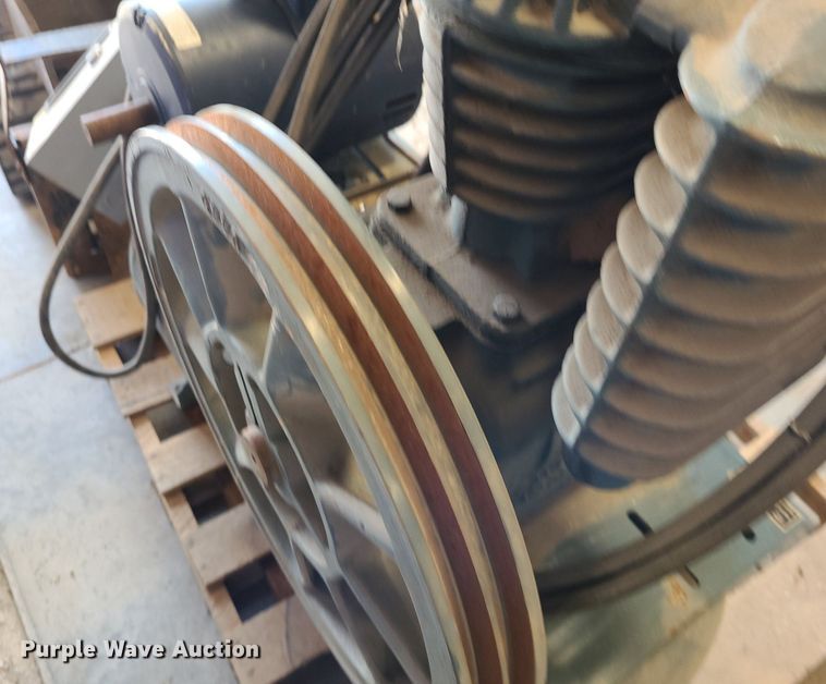 image for item NX9636 Saylor-Beall 705  air compressor