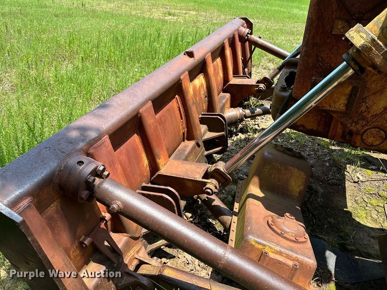 image for item OC9045 Allis-Chalmers HD16  dozer