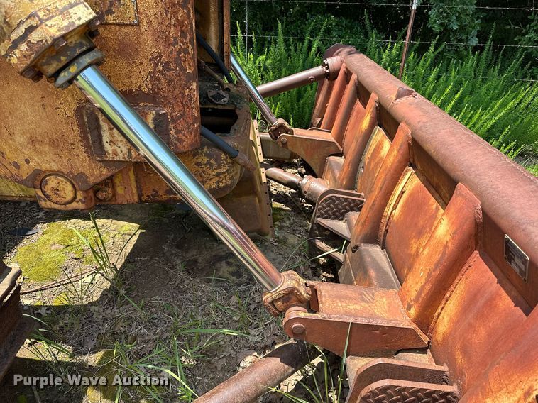 image for item OC9045 Allis-Chalmers HD16  dozer