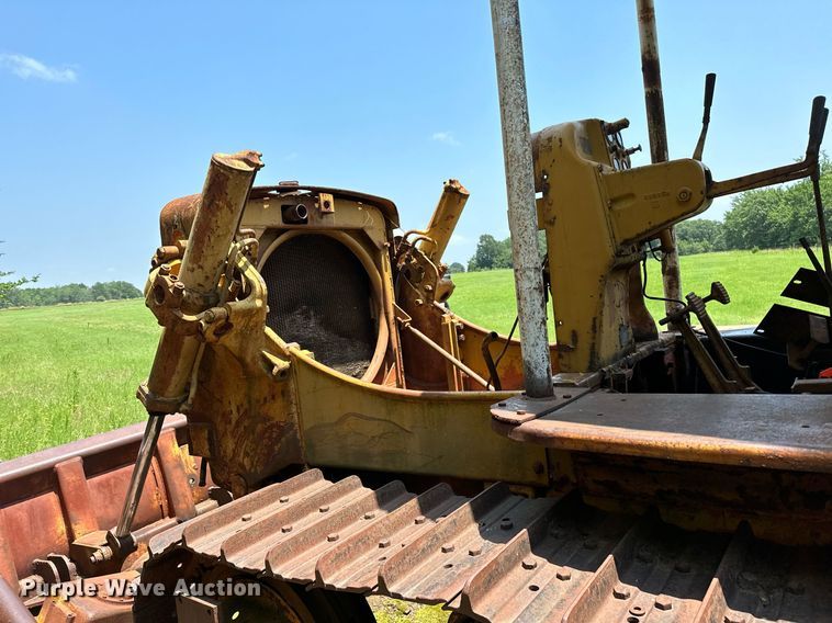 image for item OC9045 Allis-Chalmers HD16  dozer
