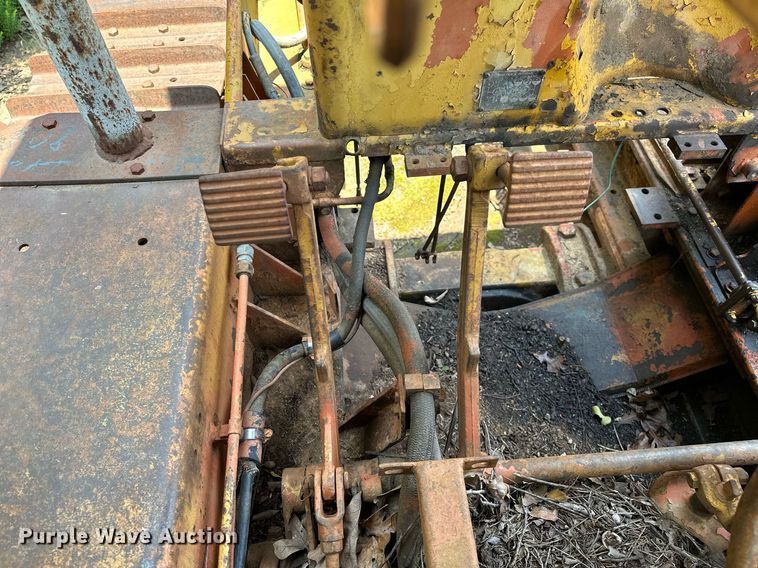 image for item OC9045 Allis-Chalmers HD16  dozer