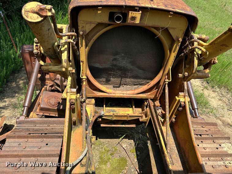 image for item OC9045 Allis-Chalmers HD16  dozer