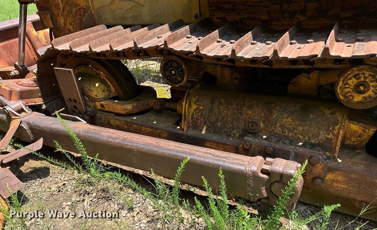 image for item OC9045 Allis-Chalmers HD16  dozer
