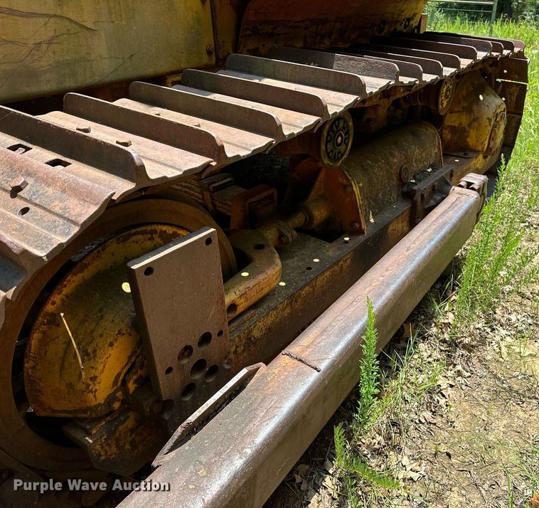 image for item OC9045 Allis-Chalmers HD16  dozer