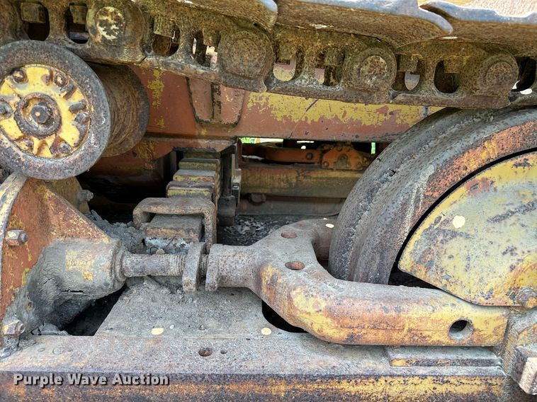image for item OC9045 Allis-Chalmers HD16  dozer