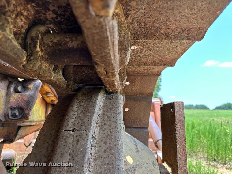 image for item OC9045 Allis-Chalmers HD16  dozer