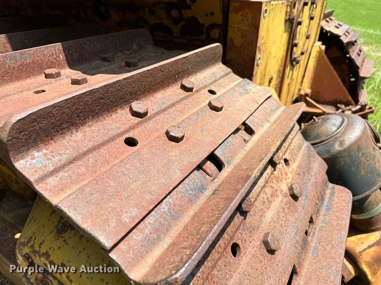 image for item OC9045 Allis-Chalmers HD16  dozer