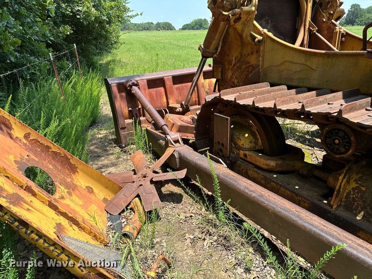 image for item OC9045 Allis-Chalmers HD16  dozer