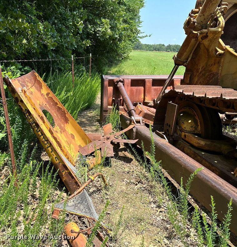 image for item OC9045 Allis-Chalmers HD16  dozer