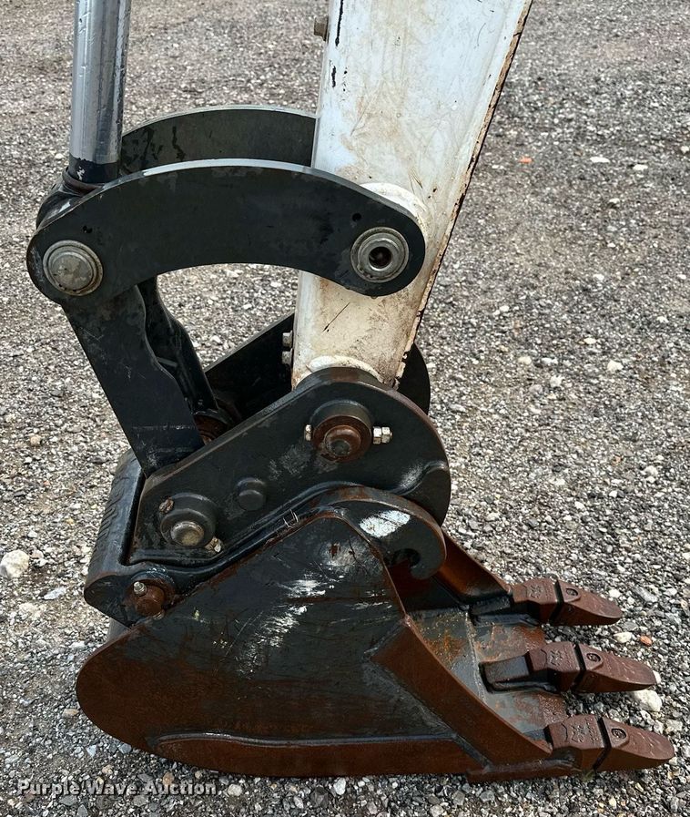 image for item OC9048 2021 Bobcat E32I  mini excavator