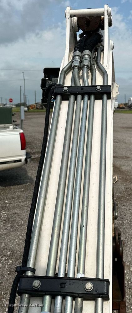 image for item OC9048 2021 Bobcat E32I  mini excavator