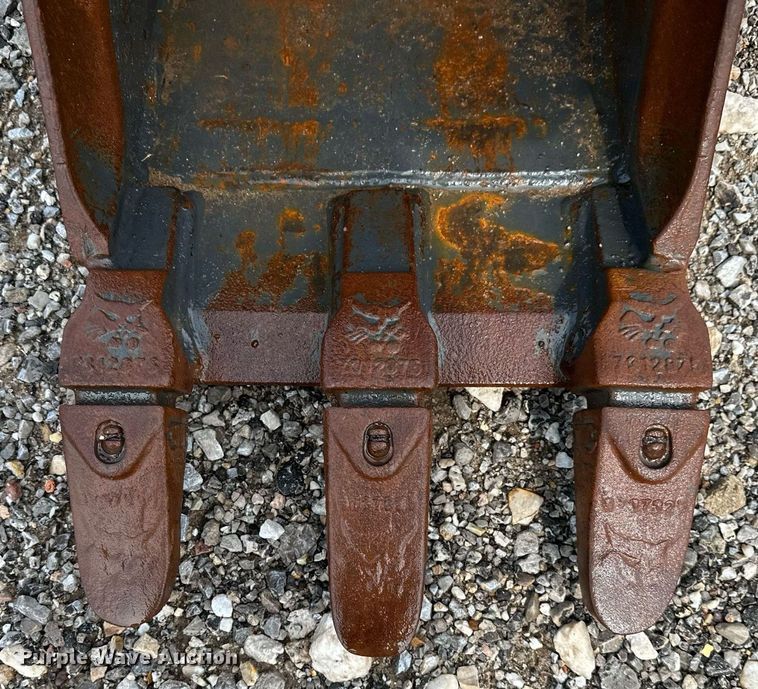 image for item OC9048 2021 Bobcat E32I  mini excavator