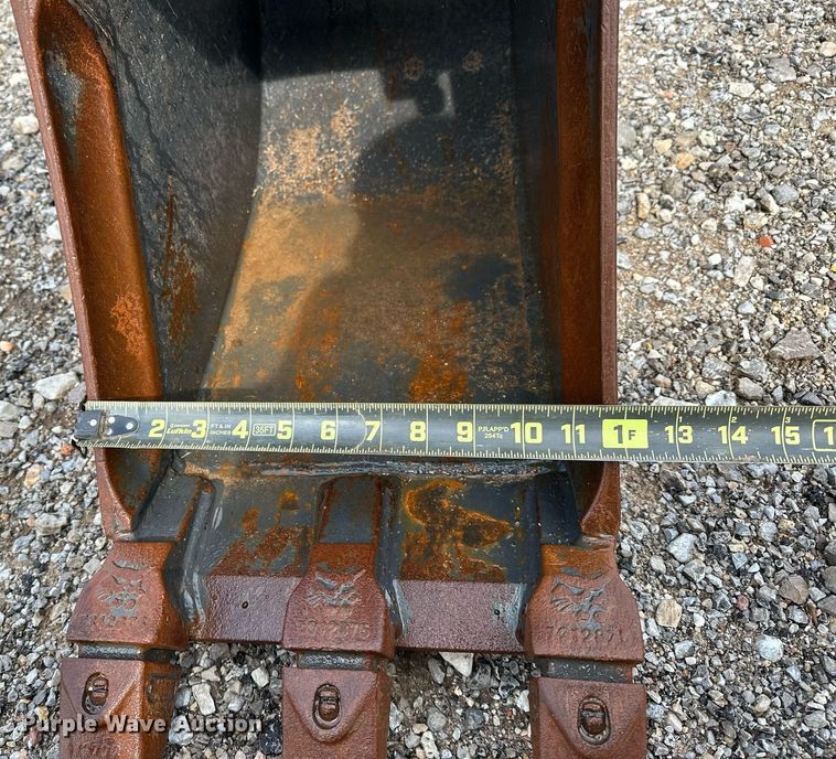 image for item OC9048 2021 Bobcat E32I  mini excavator