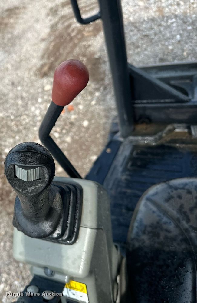 image for item OC9048 2021 Bobcat E32I  mini excavator