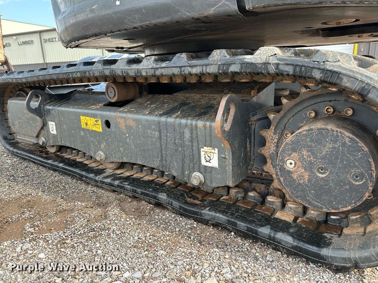 image for item OC9048 2021 Bobcat E32I  mini excavator