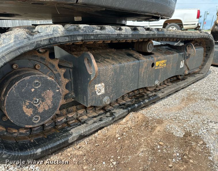 image for item OC9048 2021 Bobcat E32I  mini excavator