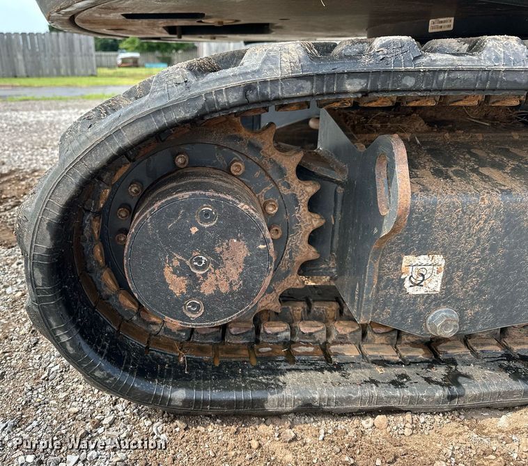 image for item OC9048 2021 Bobcat E32I  mini excavator