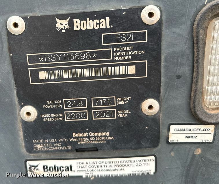 image for item OC9048 2021 Bobcat E32I  mini excavator