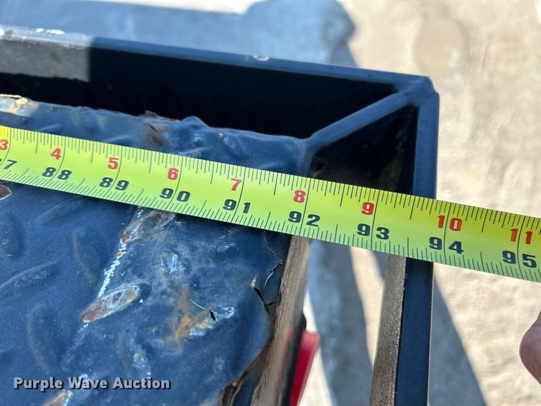 image for item OK9608 2007 GMC C6500  flatbed truck