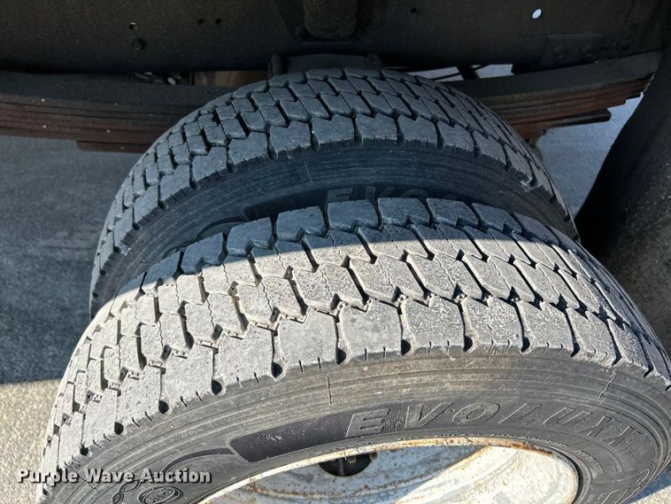 image for item OK9608 2007 GMC C6500  flatbed truck