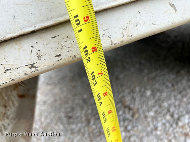 image for item OK9614 2002 Freightliner FL70  utility / service truck