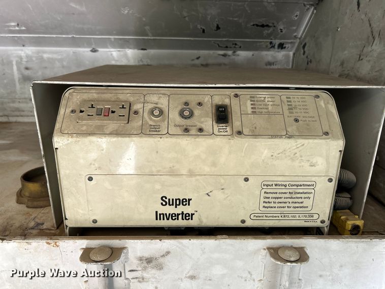 image for item OK9614 2002 Freightliner FL70  utility / service truck