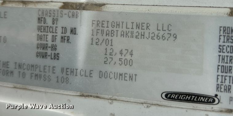 image for item OK9614 2002 Freightliner FL70  utility / service truck