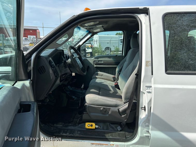 image for item OK9634 2015 Ford F550 Super Duty XL crew cab chipper truck