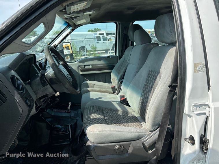 image for item OK9634 2015 Ford F550 Super Duty XL crew cab chipper truck