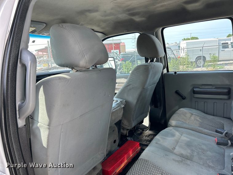 image for item OK9634 2015 Ford F550 Super Duty XL crew cab chipper truck