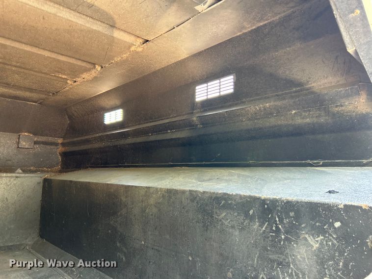 image for item OK9634 2015 Ford F550 Super Duty XL crew cab chipper truck