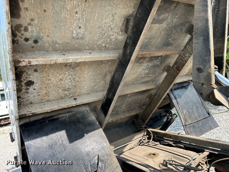 image for item OK9634 2015 Ford F550 Super Duty XL crew cab chipper truck