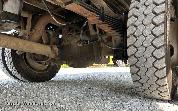 image for item OK9634 2015 Ford F550 Super Duty XL crew cab chipper truck