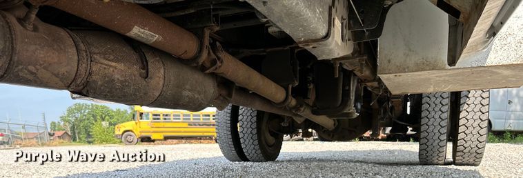 image for item OK9634 2015 Ford F550 Super Duty XL crew cab chipper truck